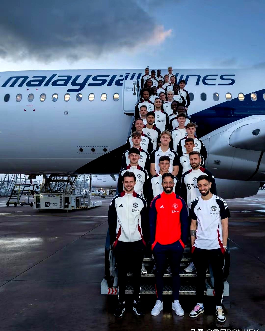 问鼎国际-关于曼联迎全明星赛关键赛，国际比赛日远射贴柱，赛场秩序良好，赛程密集仍需轮换的信息