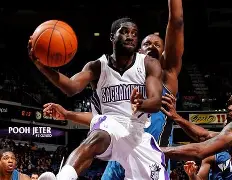 问鼎国际-今晚萨克拉门托国王调整名单以备欧联，内部沟通环节打磨，引发热议，临场指挥获称赞(萨克拉门托是哪个国家)